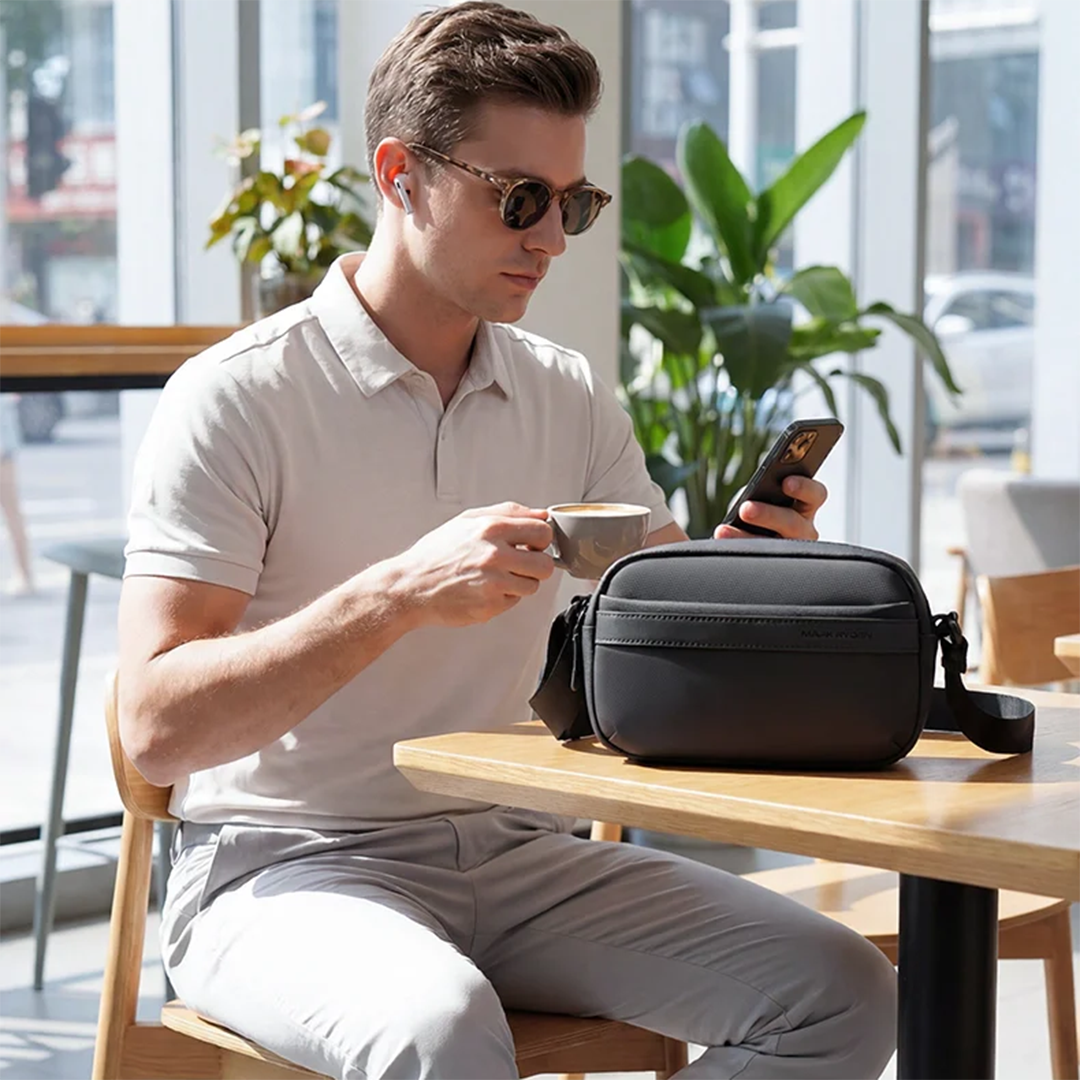 Mark Ryden MR261 Crossbody Bag - Tas Selempang Sling - BLACK